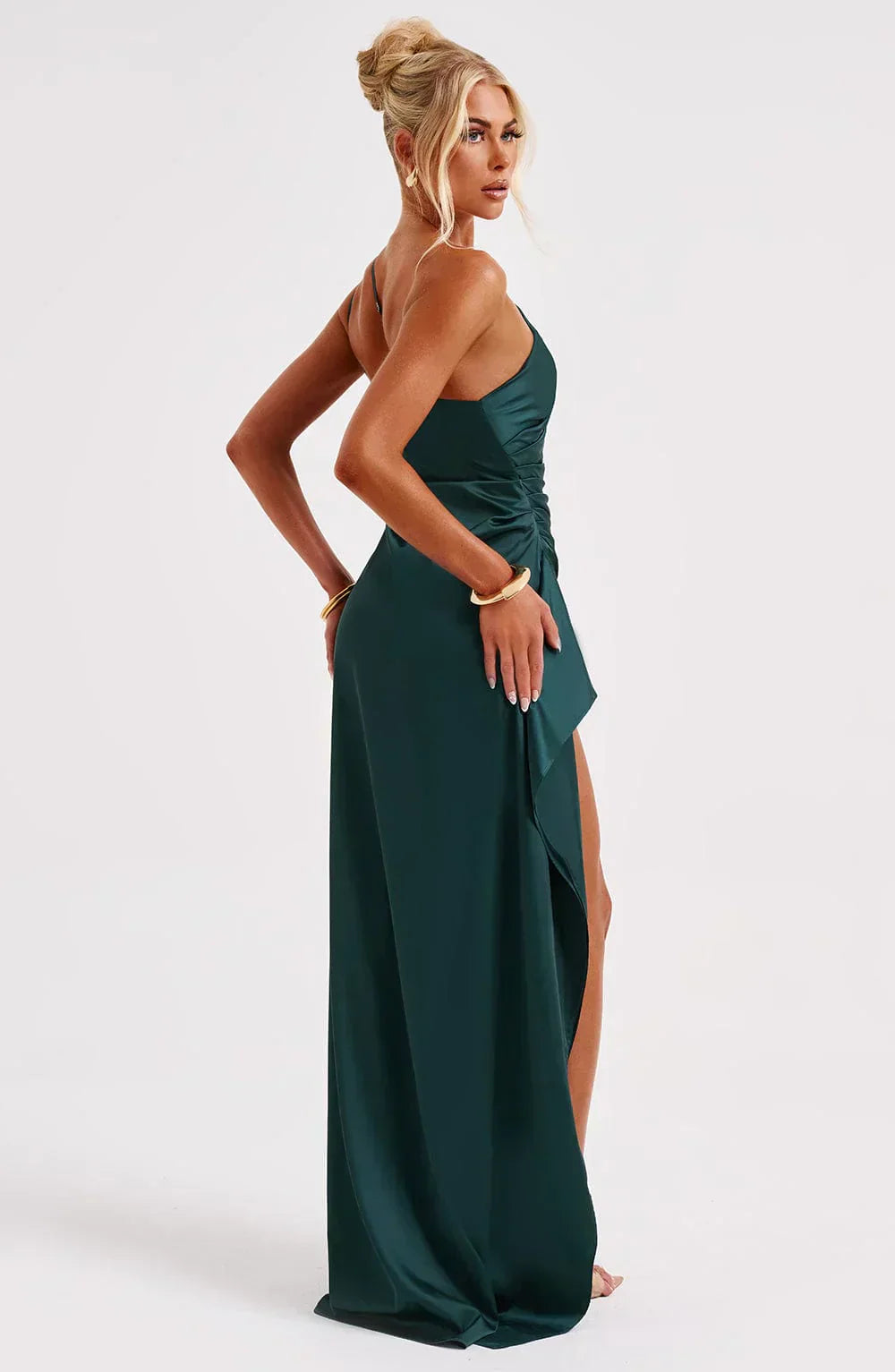Luxe Satin-Ein-Schulter-Spitzenkleid