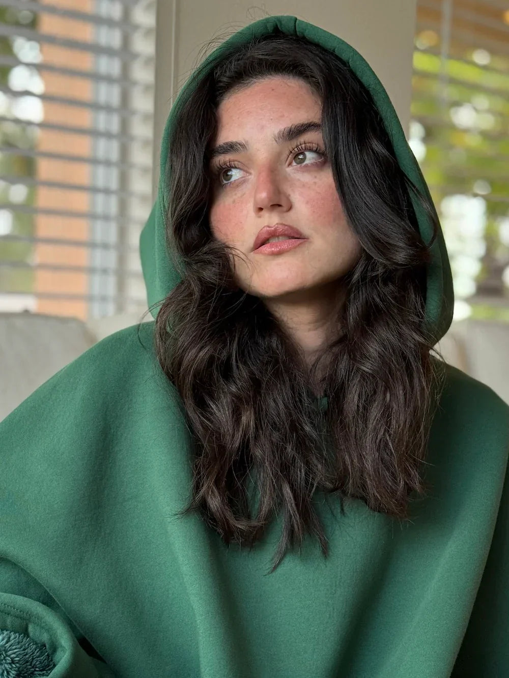 Eden Hoodie Decke – Dein Kokon des Komforts