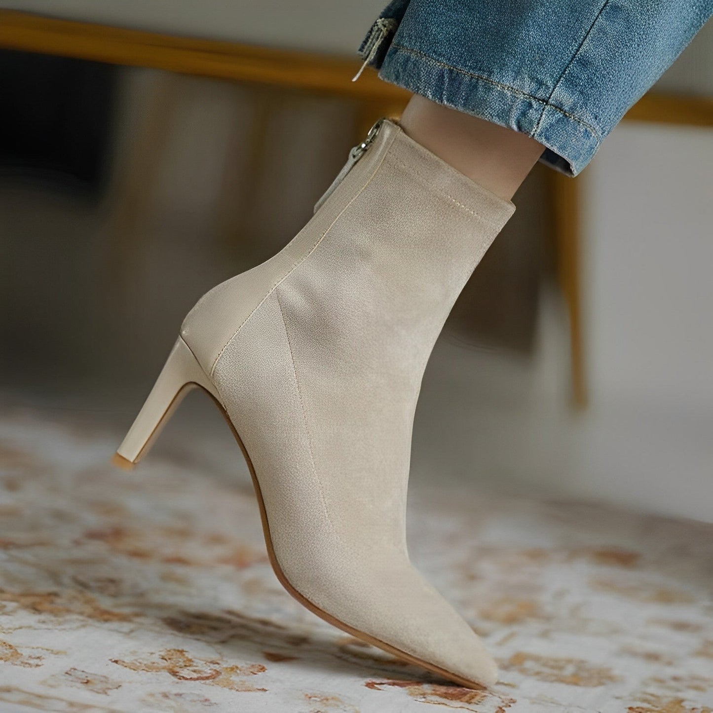 NORELLA | Elegante Stiefeletten mit Spitze