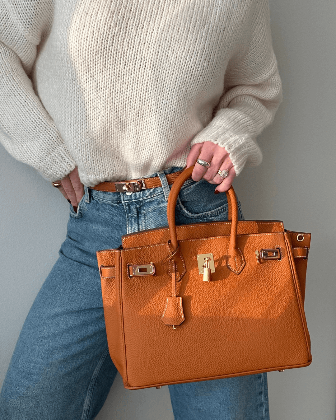 Exquisite Lederhandtasche für Frauen: Zeitlose Eleganz und Nachhaltigkeit