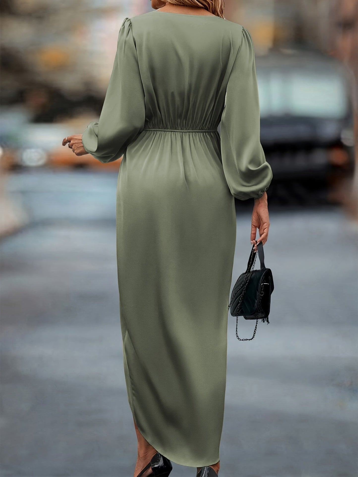 MADELINA | Satin Kleid mit langen Ärmeln für Hochzeitsgäste