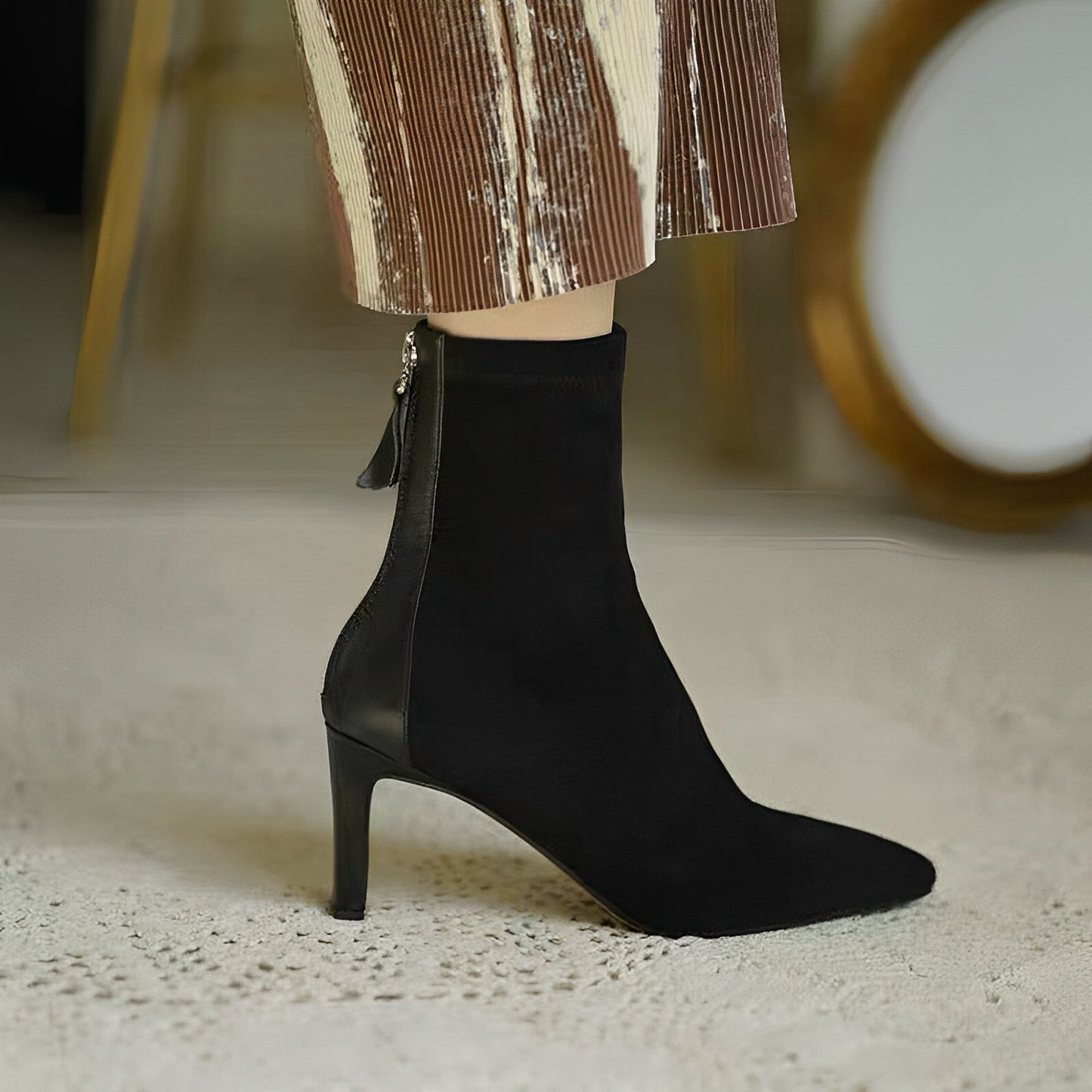NORELLA | Elegante Stiefeletten mit Spitze
