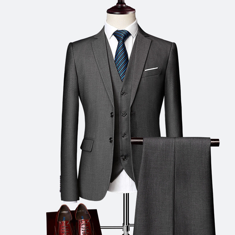 Dreiteiliger Herrenanzug mit Weste, Blazer und Hose – Klassisch & Formell für besondere Anlässe