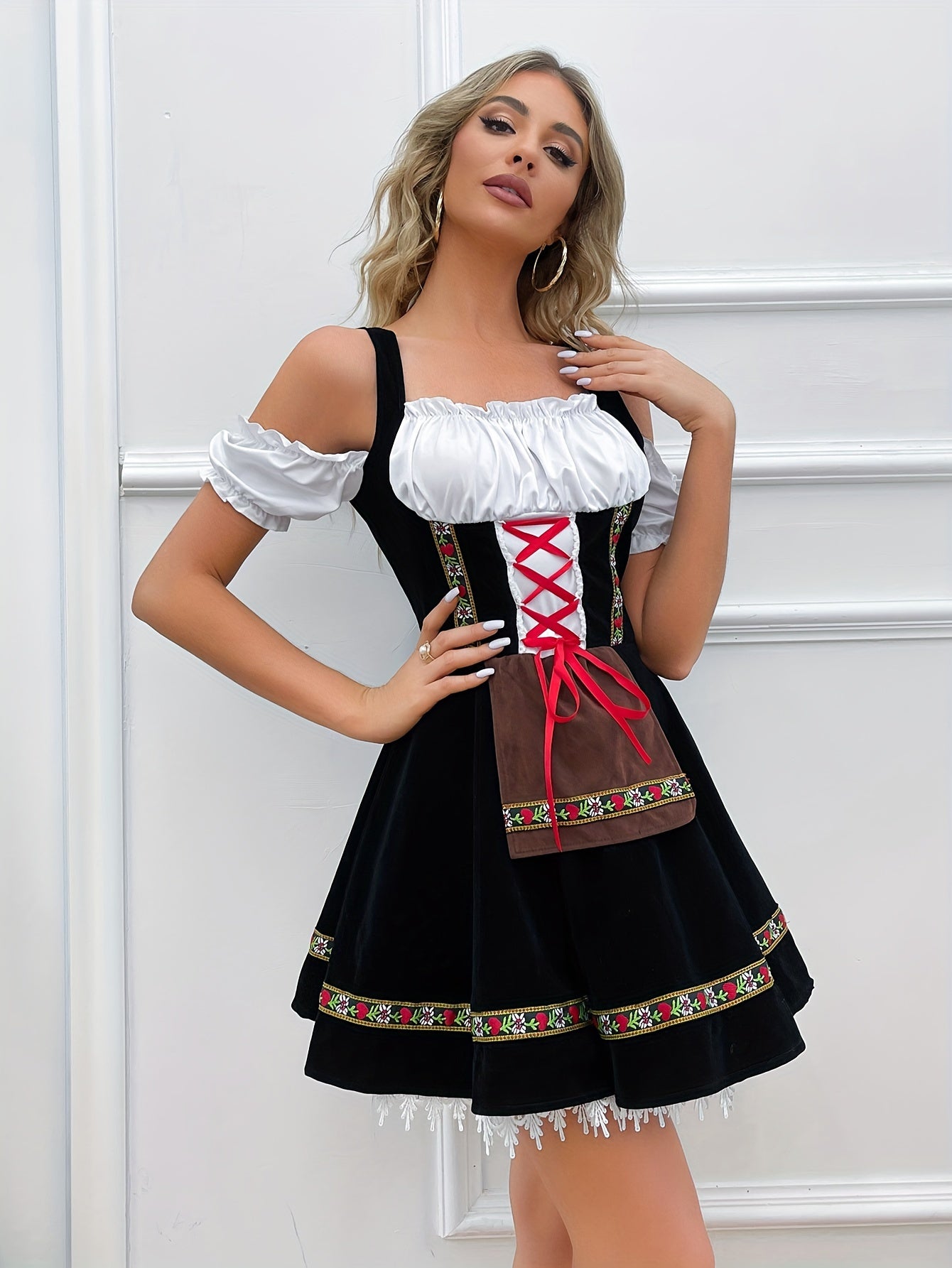 Damen Dirndl Kleid Schwarz Schulterfrei – Elegantes Oktoberfest Trachtenkleid mit Femininer Raffinesse