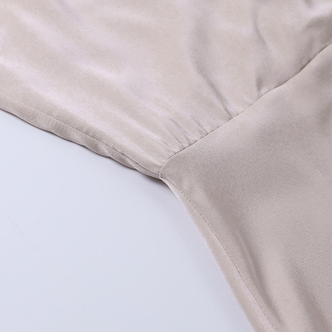 ALINA | Luxe Satin Maxi Kleid mit Hohem Schlitz