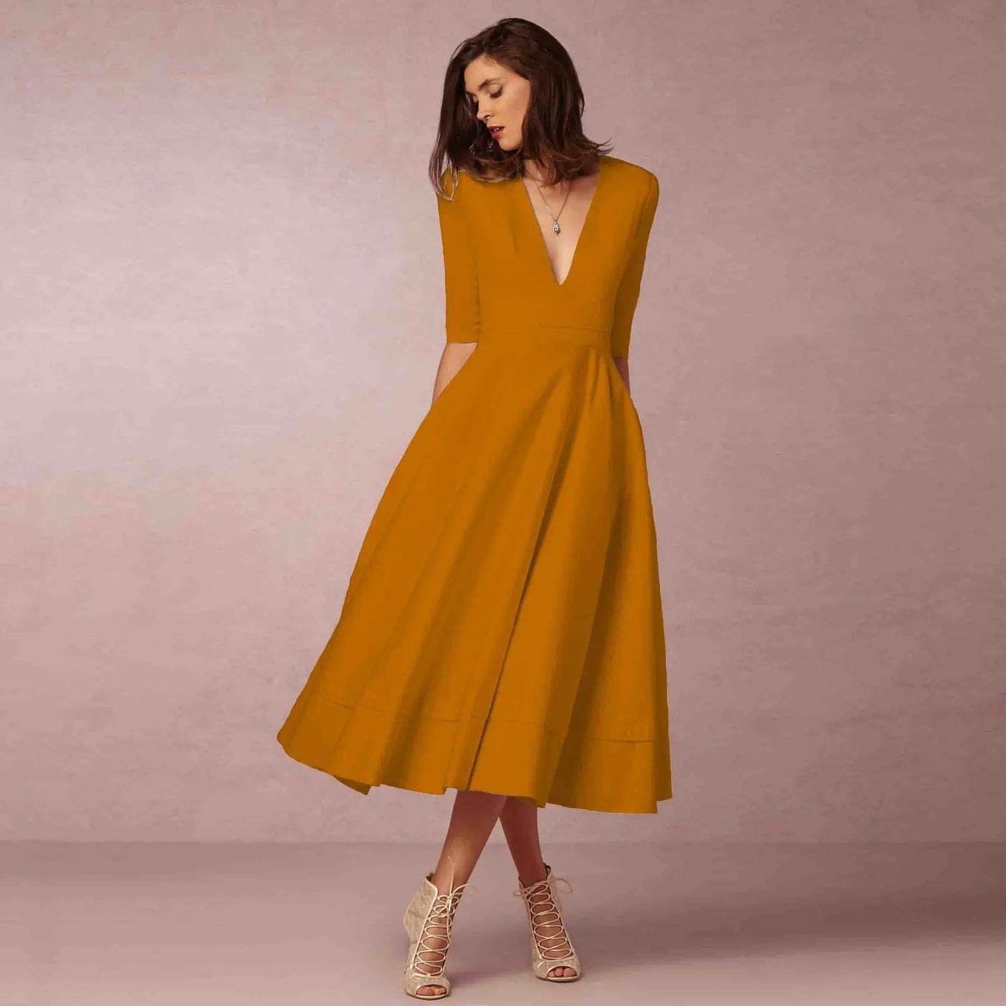 Elegantes Midi Abendkleid für Damen mit Ärmeln | Festlich & Figurbetont