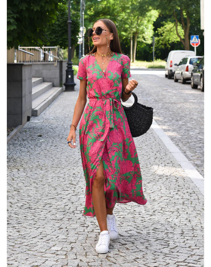 ALMA | Luftiges Sommerkleid mit Blumenmuster