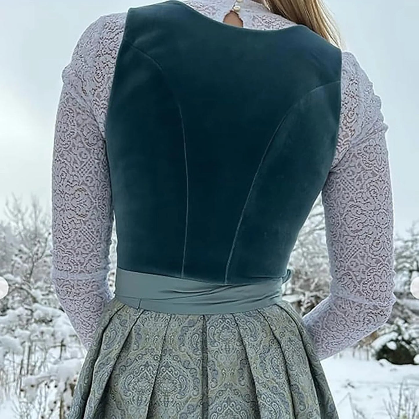 Damen Dirndlkleid im eleganten Vintage-Stil – Perfekt für Oktoberfest & Festtage
