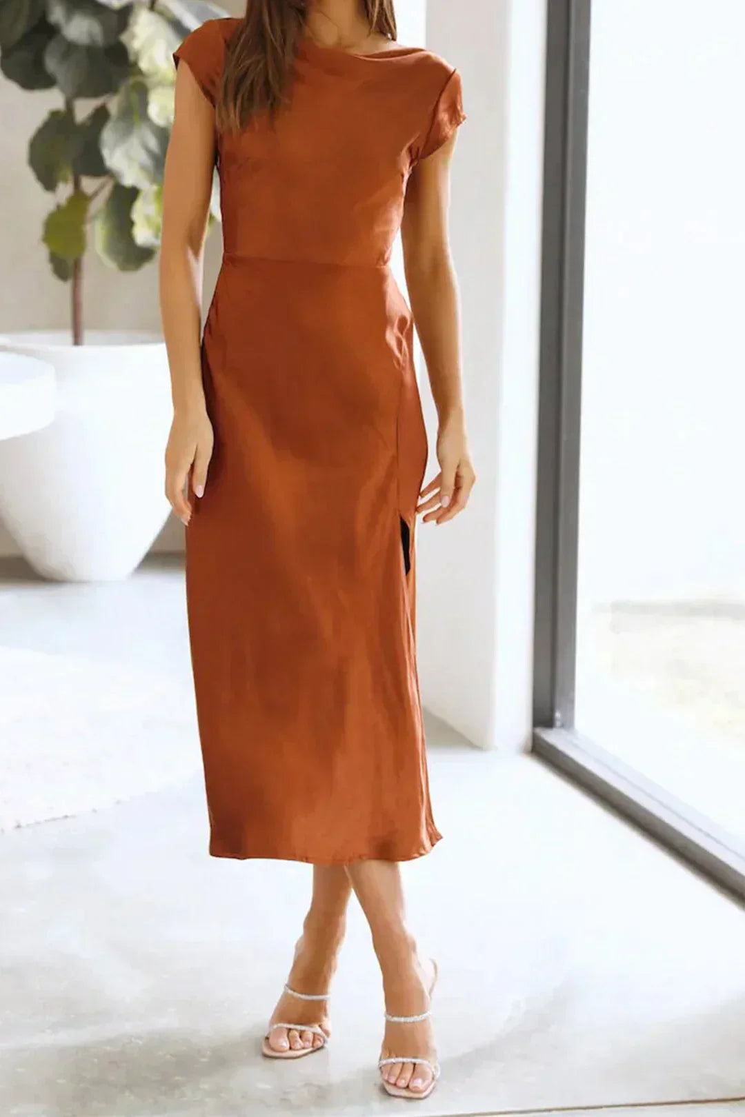 SORAYA | Seidiges Brautkleid mit Eleganter Glanz