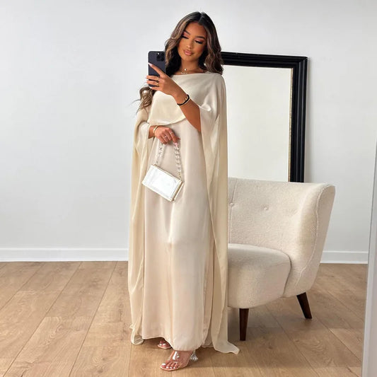 Elegantes Damenkleid Mit Cape Ärmeln | Maxi