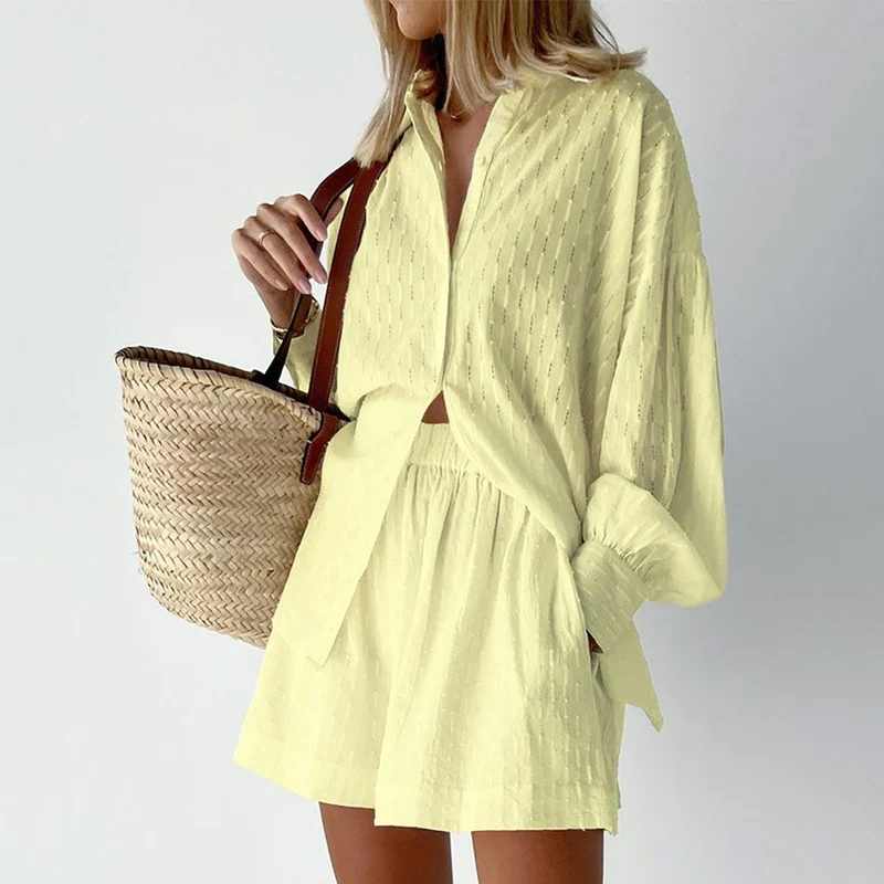 Zweiteiliges Damen Set mit Button-Down Oberteil & Lässigen Shorts | Sommer Outfit