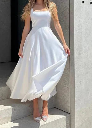 Elenaya | Midikleid mit Spaghettiträgern und Satinschimmer
