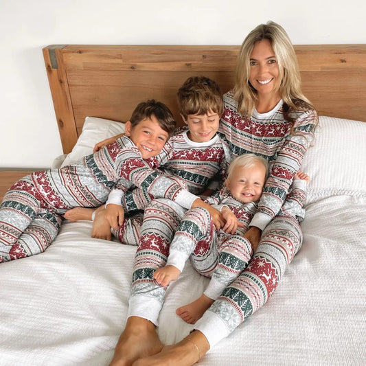 Morgan | Familien Christmas Weihnachts Pyjama Set aus Strick | Warm & Festlich