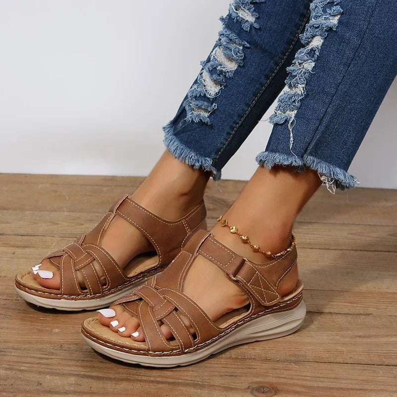 ISALIN | Orthopädische Leder Sandalen mit elegantem Design