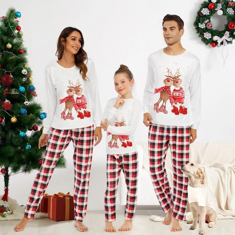 Familien Christmas Weihnachts Pyjama Set | Warme & Festliche Loungewear
