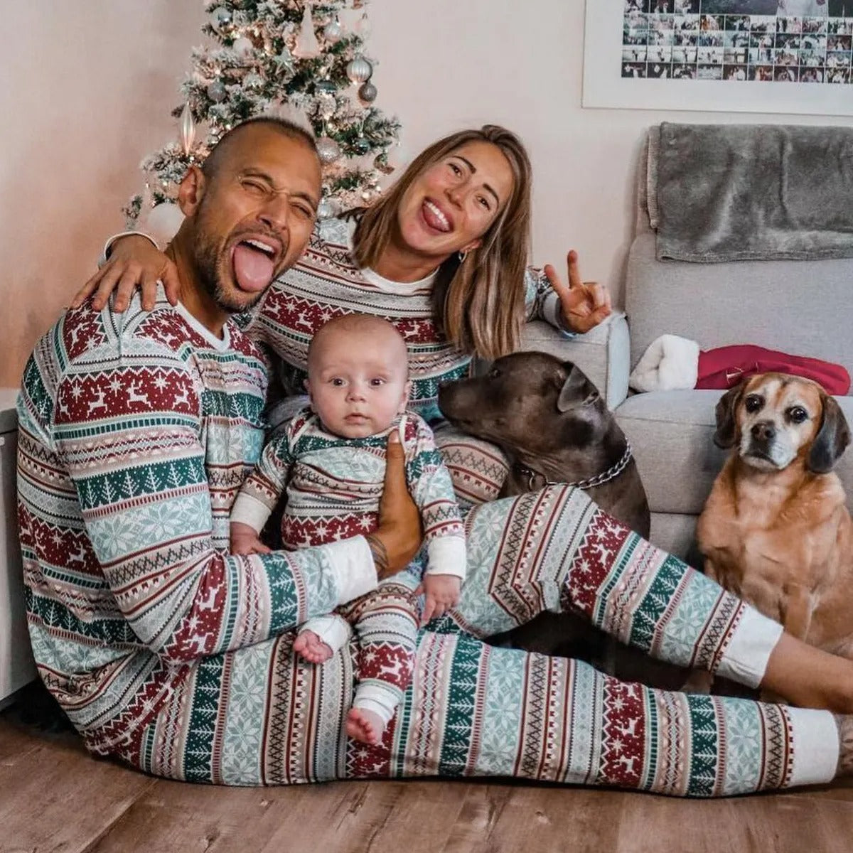 Morgan | Familien Christmas Weihnachts Pyjama Set aus Strick | Warm & Festlich