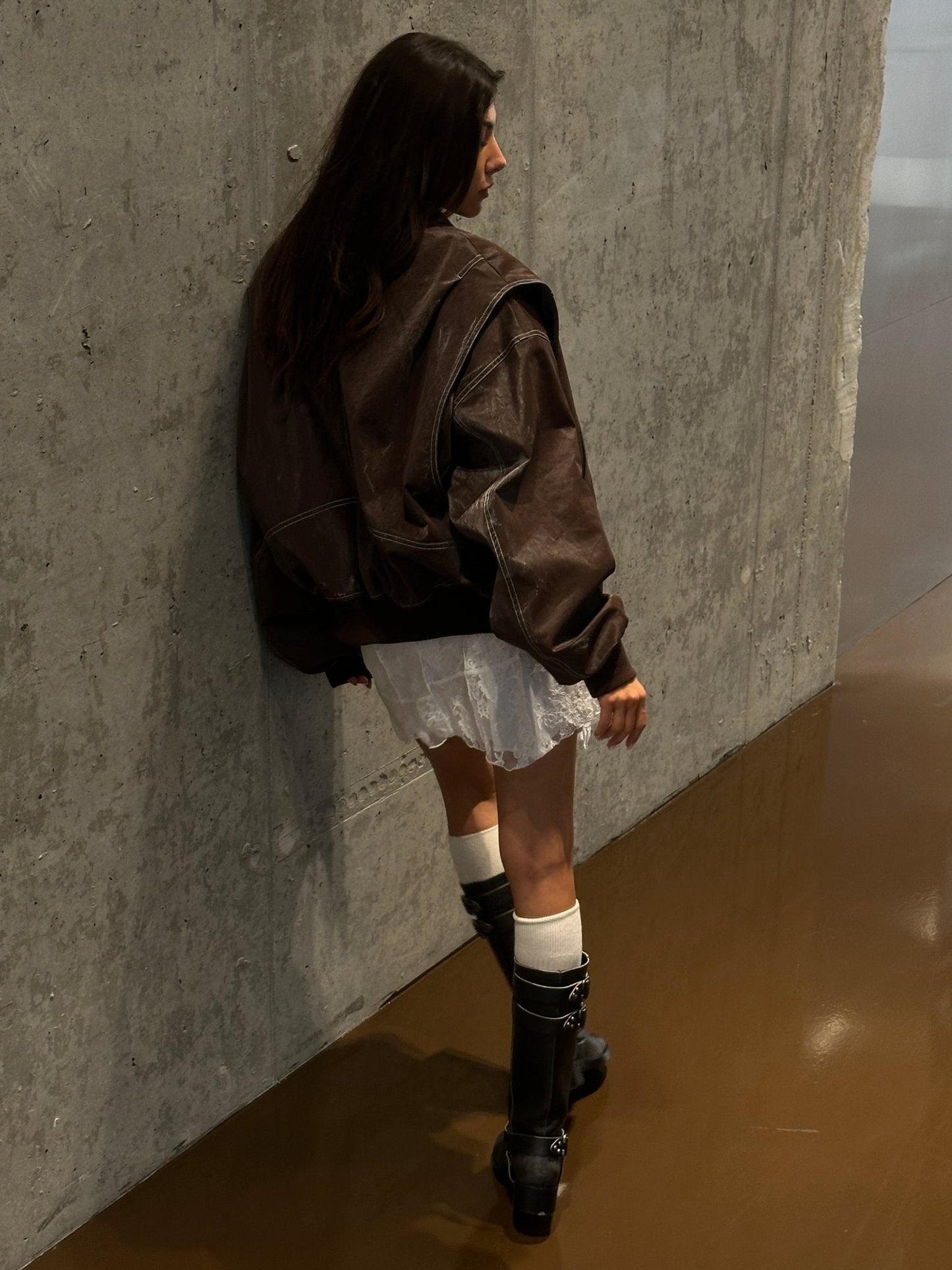 Romy – Oversized Bomberjacke aus Kunstleder für Damen im Statement-Look