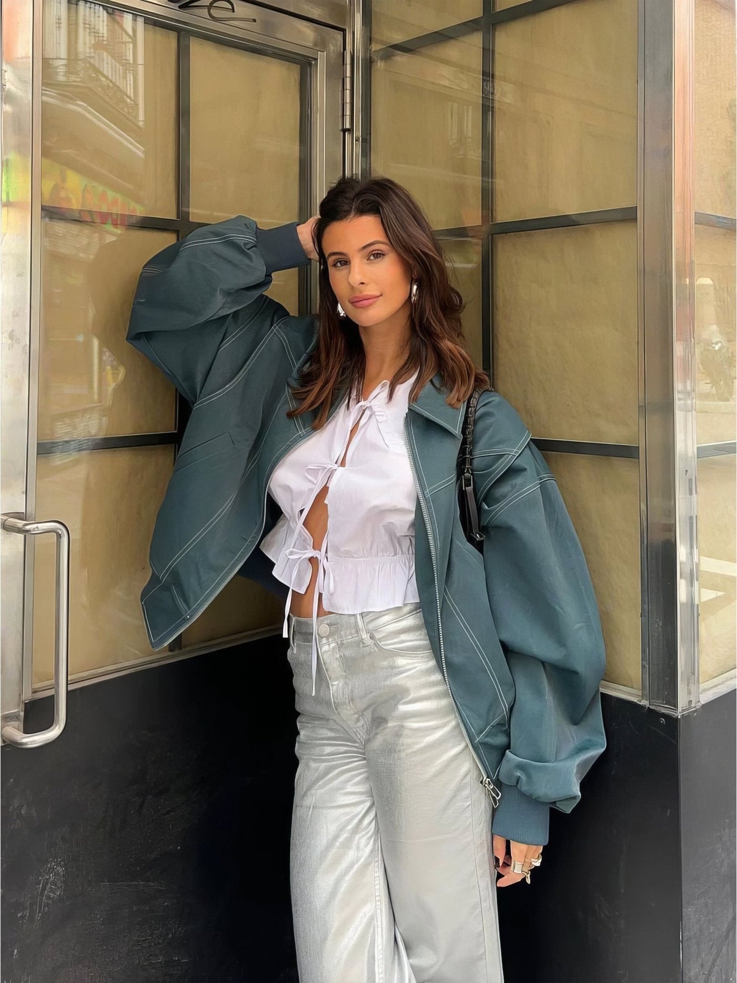 Romy – Oversized Bomberjacke aus Kunstleder für Damen im Statement-Look