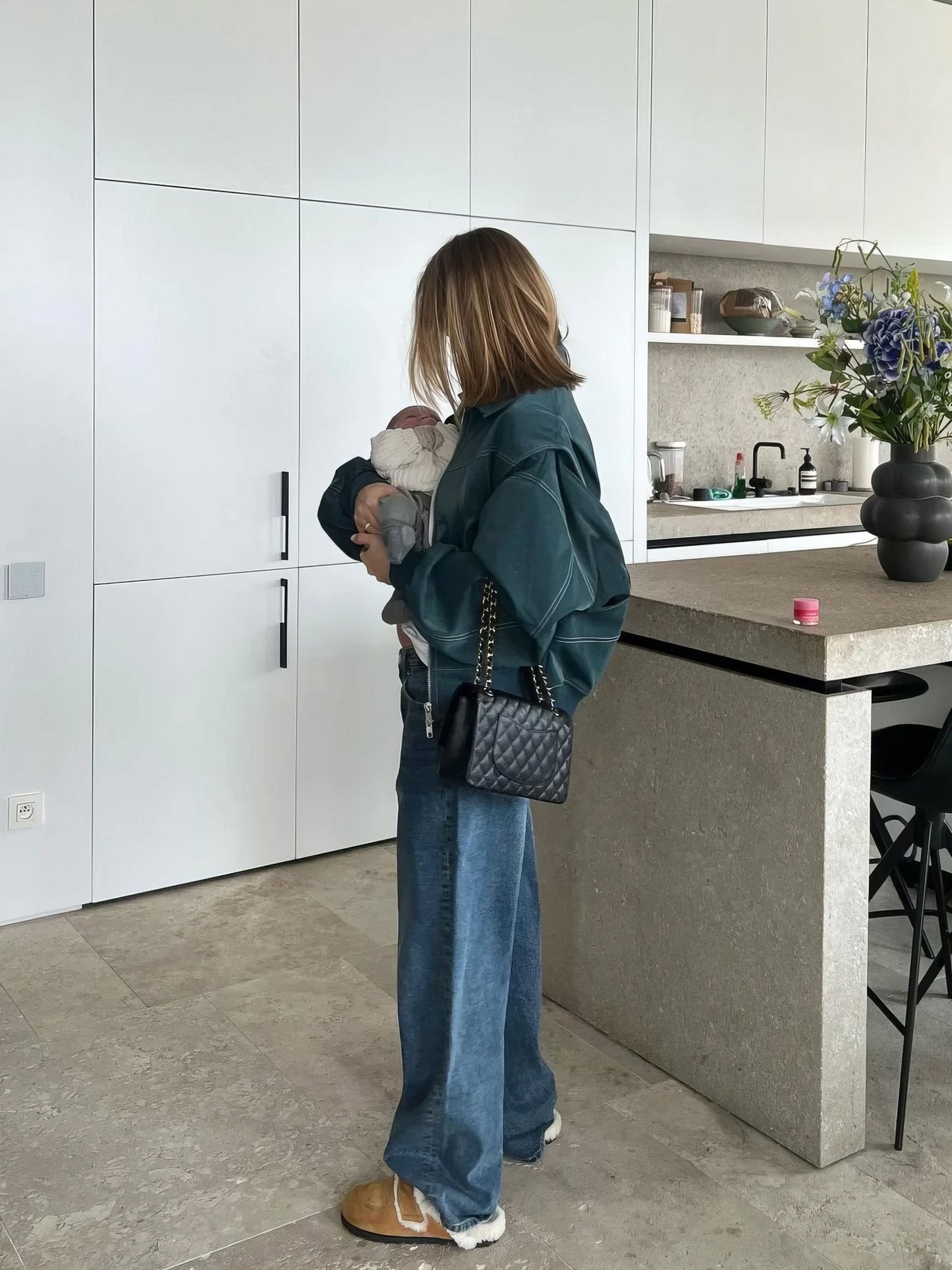 Romy – Oversized Bomberjacke aus Kunstleder für Damen im Statement-Look