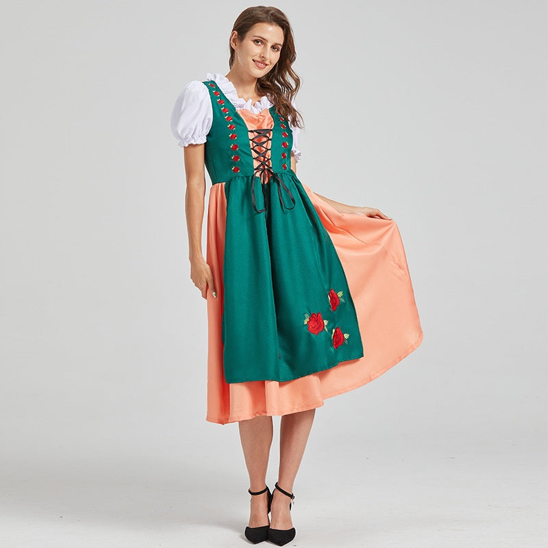 Grünes Midi-Dirndl – Klassische Eleganz mit modernem Akzent