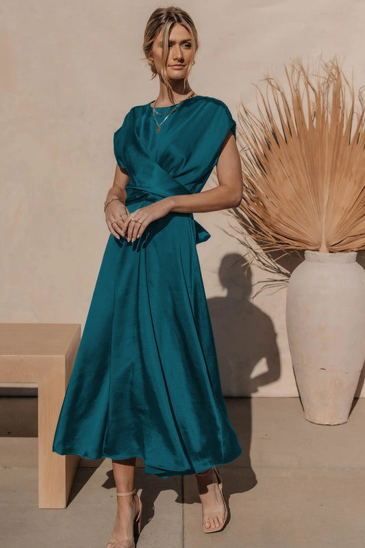 Elaria | Elegantes Midi Abendkleid mit Geschichteten Ärmeln