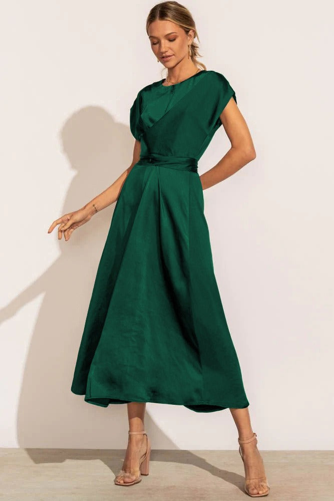 Elaria | Elegantes Midi Abendkleid mit Geschichteten Ärmeln
